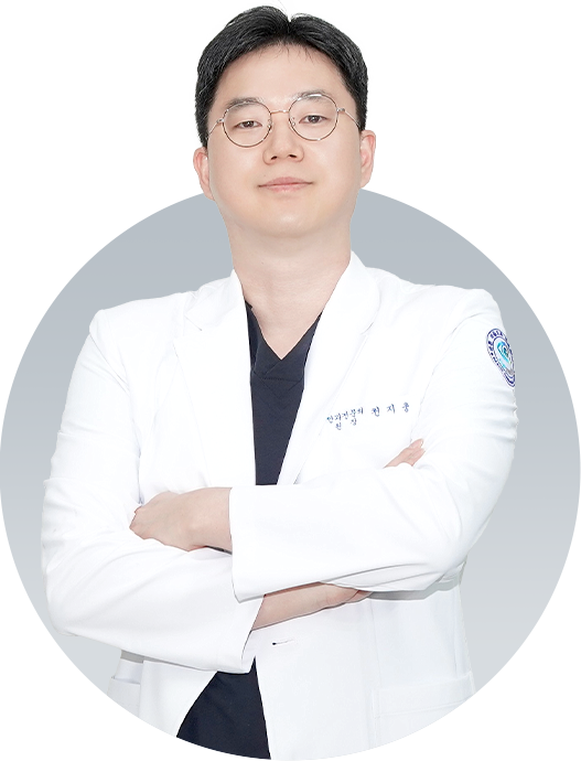 바른안과 천지웅 원장